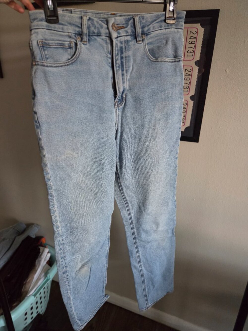 American Eagle Mom jeans
